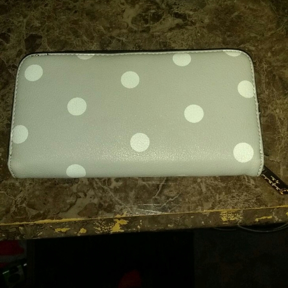 Wallet - Picture 2 of 2